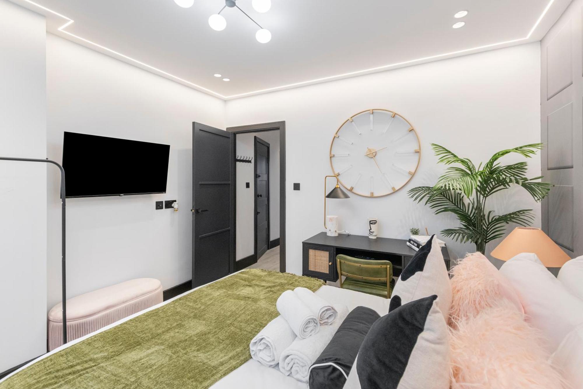 伦敦Unwind In Style 2Br With Cozy Backyard For Groups公寓 外观 照片