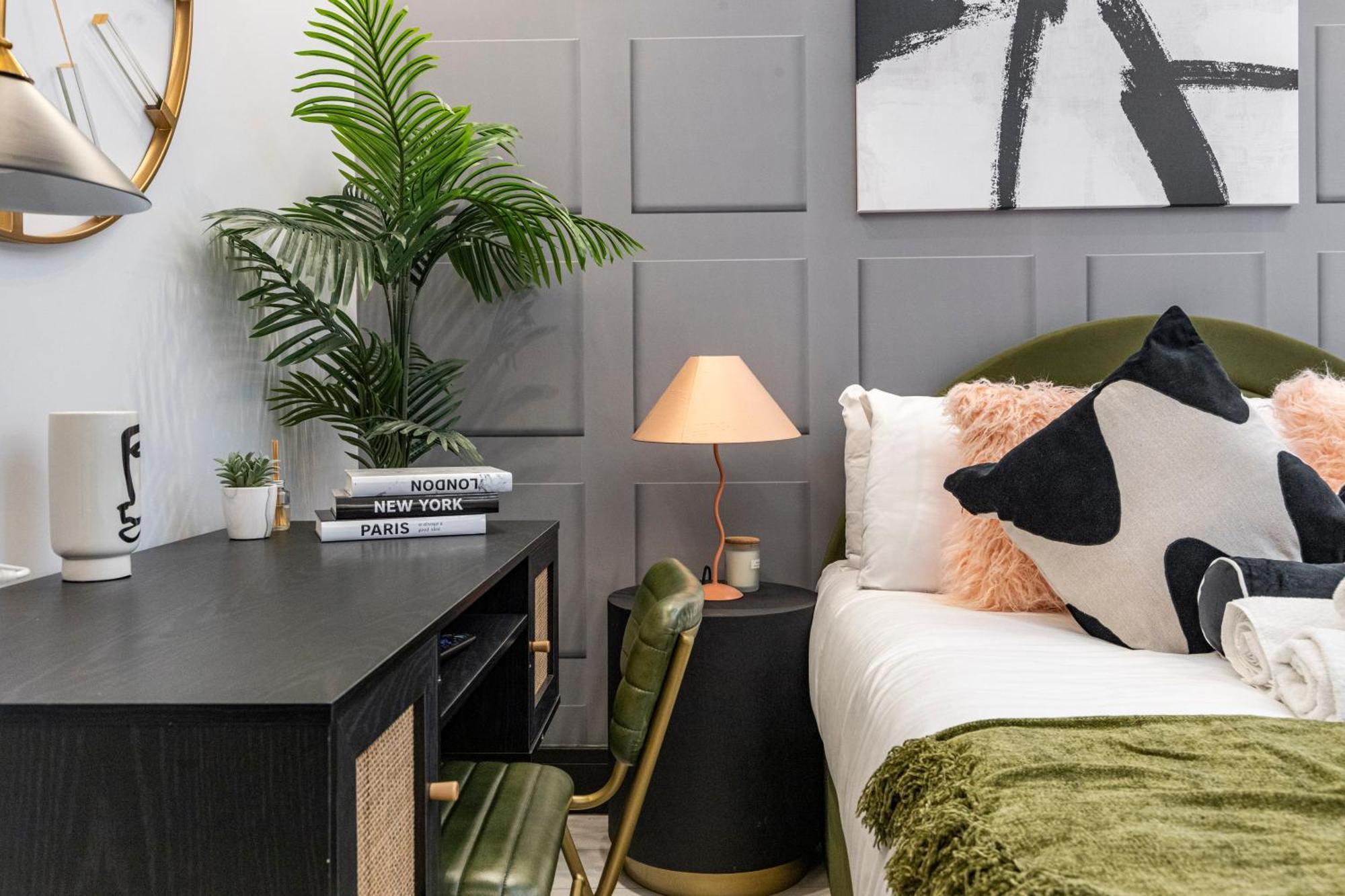 伦敦Unwind In Style 2Br With Cozy Backyard For Groups公寓 外观 照片