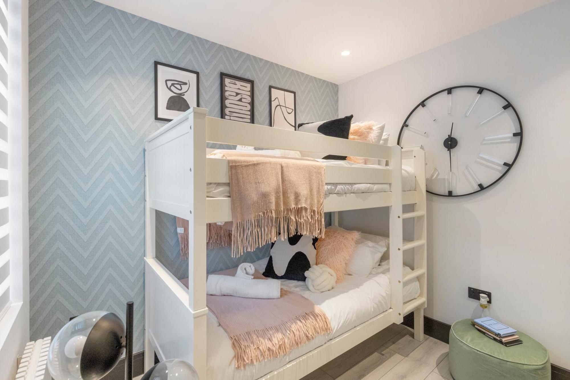 伦敦Unwind In Style 2Br With Cozy Backyard For Groups公寓 外观 照片