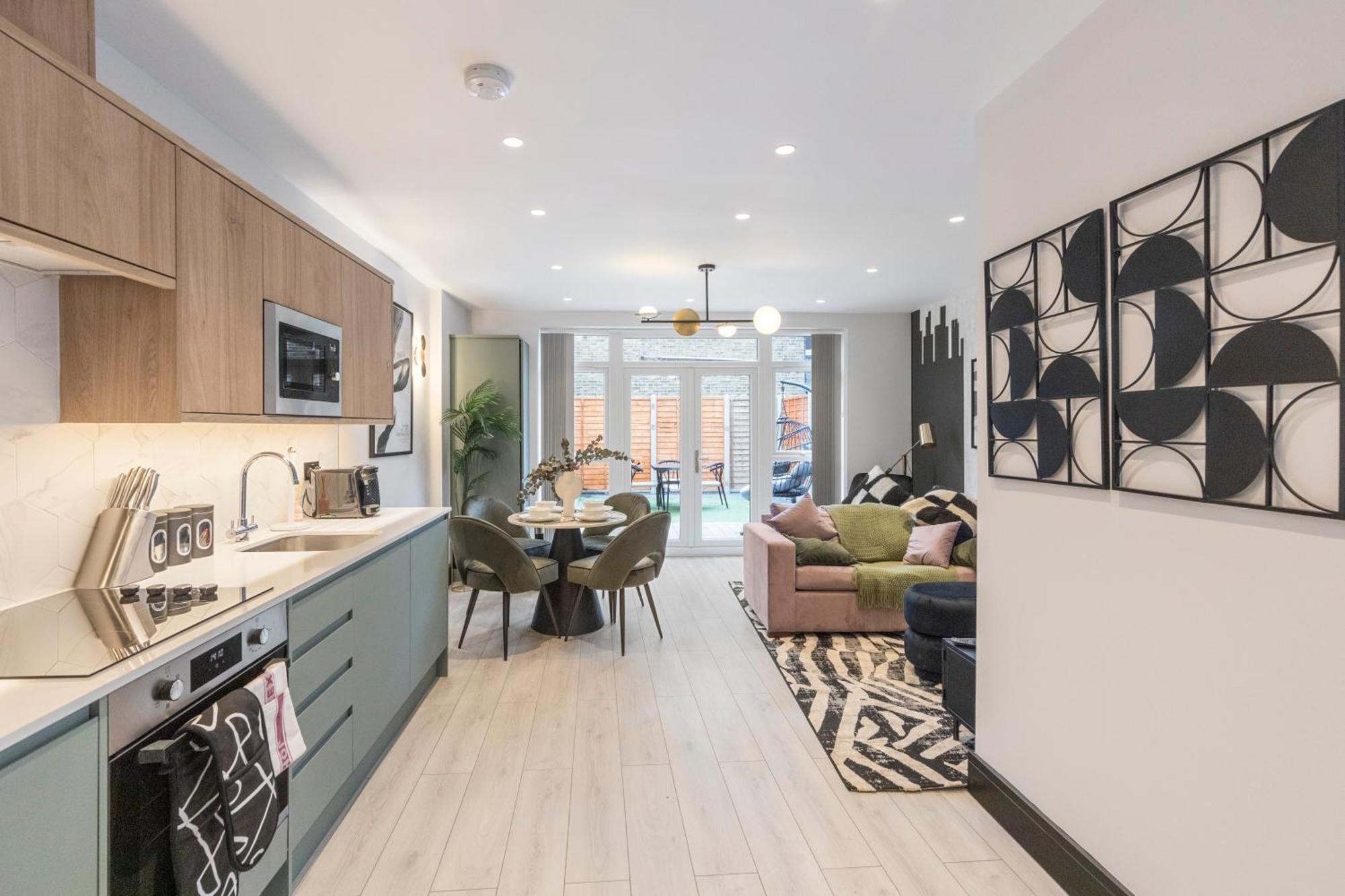 伦敦Unwind In Style 2Br With Cozy Backyard For Groups公寓 外观 照片